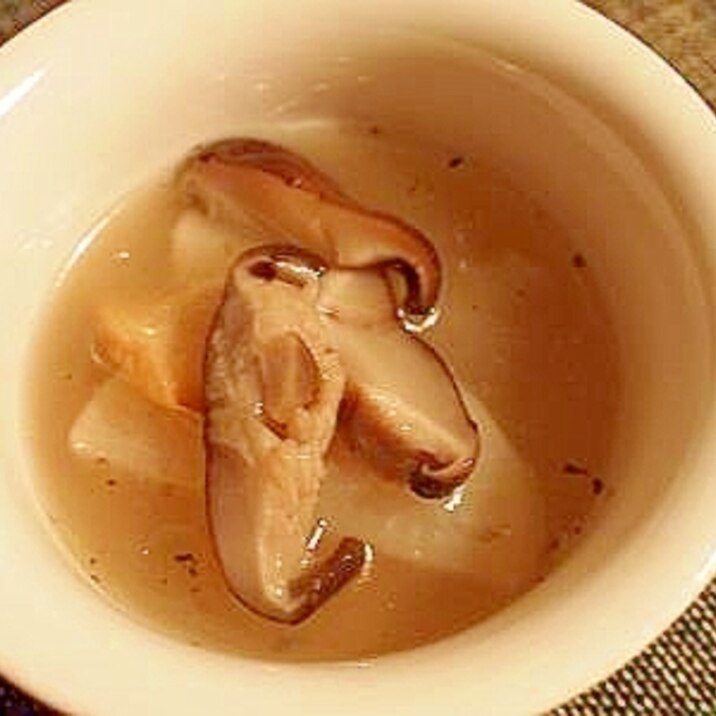 圧力鍋で♪　大根と干し生姜　しっかり味の中華スープ